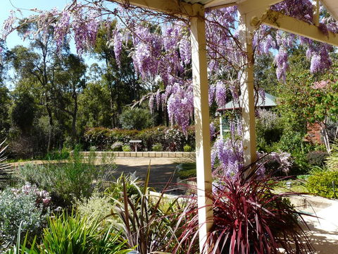 Country Charm Retreat B&B - Accommodation Port Macquarie 0