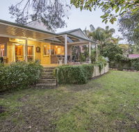 Country Cottage - Accommodation Port Macquarie
