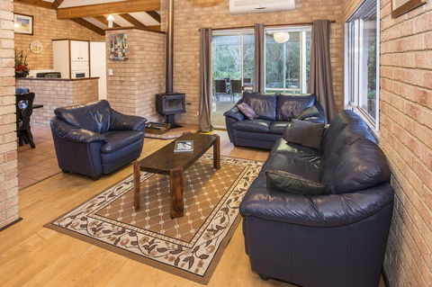 Country Cottage - Accommodation Port Macquarie 3