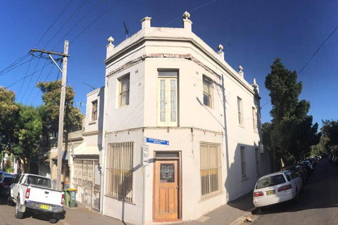 Cozy Spacious Terrace In Sydney's Eclectic Newtown - Accommodation Port Macquarie 1