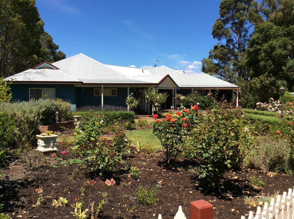 Dardanup West WA Accommodation Port Macquarie
