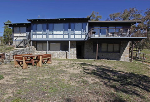 Creel Lodge - Accommodation Port Macquarie 0
