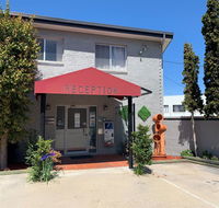 Crest Motor Inn - Accommodation Port Macquarie