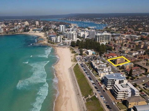 CRONULLA BREEZE - Accommodation Port Macquarie 0