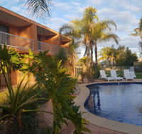 Crystal Fountain Motel Albury - Accommodation Port Macquarie