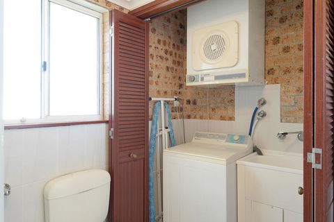 Crystal Waters Unit 2 - Accommodation Port Macquarie 2