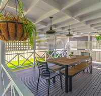 Curls and Buoys - Pet friendly - Stone throw to river - Accommodation Port Macquarie