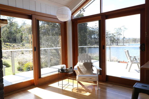 Currawong Lakes Tasmania - Accommodation Port Macquarie 3