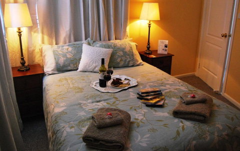 Cutmore Cottages - Meurants Manor - Accommodation Port Macquarie 2