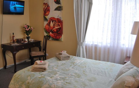 Cutmore Cottages - Meurants Manor - Accommodation Port Macquarie 1