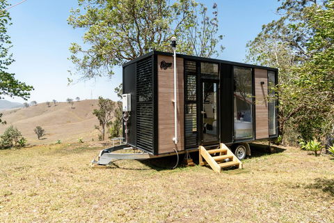 Dam It Getaway Tiny House - Accommodation Port Macquarie 0