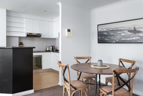 Darling Harbour Apartment With Parking, Views Pool - Accommodation Port Macquarie 2