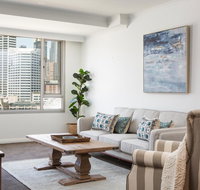 Darling Harbour Apartment with Parking Views Pool - Accommodation Port Macquarie