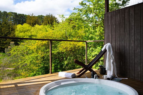 Daylesford Spa Villa 3 - Accommodation Port Macquarie 1