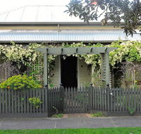 Delightful Cottage - Accommodation Port Macquarie