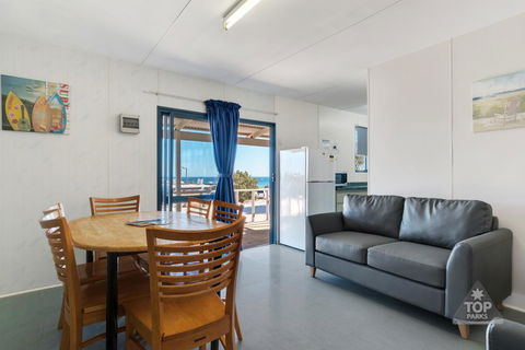 Denham Seaside Caravan Park - Accommodation Port Macquarie 2