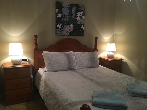 Desert Flower Cottages On Wolfram St - Accommodation Port Macquarie 0