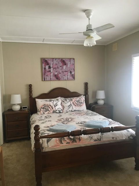 Desert Flower Cottages On Wolfram St - Accommodation Port Macquarie 1