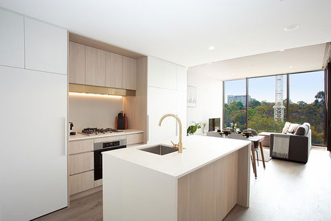 Designer Apartment With Balcony In Quiet Suburb - Accommodation Port Macquarie 1