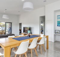 Diamond Bay Beach House brand new - Accommodation Port Macquarie