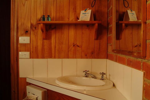 Diamond House Heritage Restaurant And Motor Inn - Accommodation Port Macquarie 2