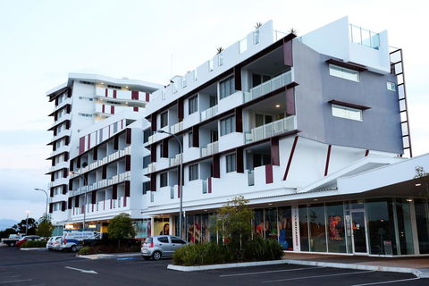 Direct Hotels - Holborn At Central - Accommodation Port Macquarie 3