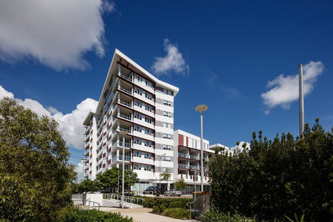 Direct Hotels - Holborn At Central - Accommodation Port Macquarie 2