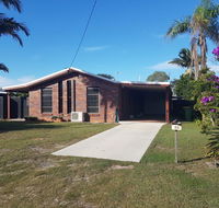 Dog Friendly Holiday House At Red Beach - Accommodation Port Macquarie