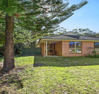 Dolphin Cottage - in the heart of Callala Beach - Accommodation Port Macquarie