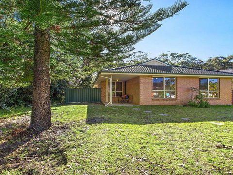 Dolphin Cottage - In The Heart Of Callala Beach - Accommodation Port Macquarie 0