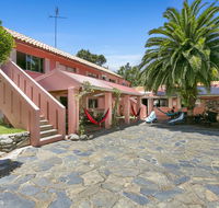 Dolphins Backpackers - Accommodation Port Macquarie