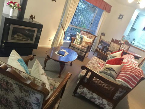 Donkey Tales Farm Cottages - Accommodation Port Macquarie 2