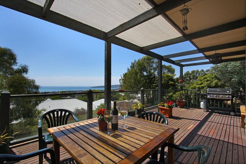 Dromana Dreaming - Accommodation Port Macquarie 0