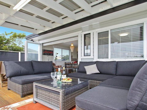 Dunkarein - 600m To Bosom Beach - Accommodation Port Macquarie 0