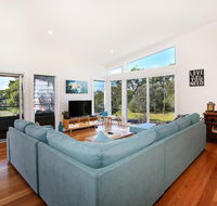 Eagleview - Pet Friendly - 4 Min Walk to Beach - Accommodation Port Macquarie