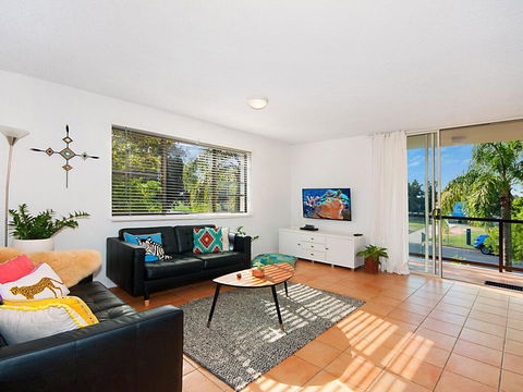 EAST COAST ESCAPES - Byron Beachfront - Accommodation Port Macquarie 3