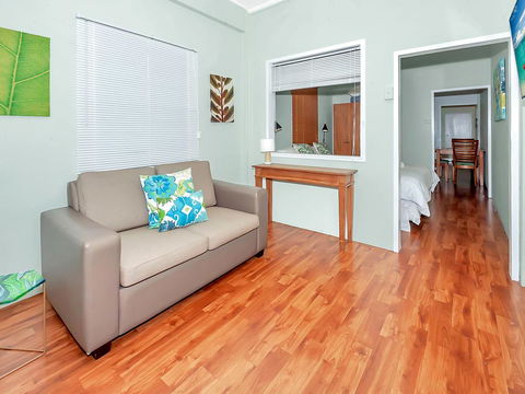 Easy Going Holiday Unit On McKenzie MK4 - Accommodation Port Macquarie 3