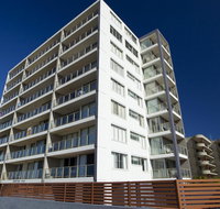 Ebbtide Unit 5 / 2-6 North Street
