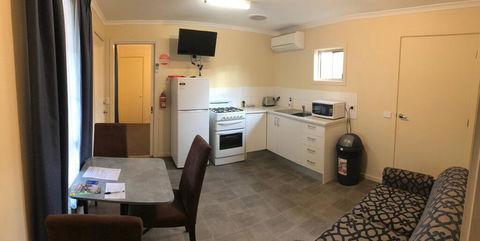 Echuca Holiday Units - Accommodation Port Macquarie 3