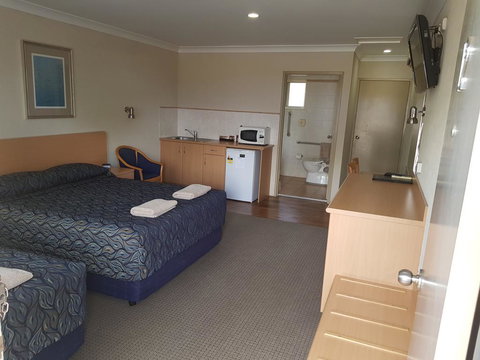 Edward Parry Motel And Apartments - Accommodation Port Macquarie 3