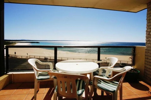 El Sandi, Unit 10, 14-18 North Street - Accommodation Port Macquarie 1