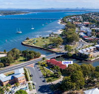 Elegant Waterfront Gem where the Ocean meets the Canal - Accommodation Port Macquarie