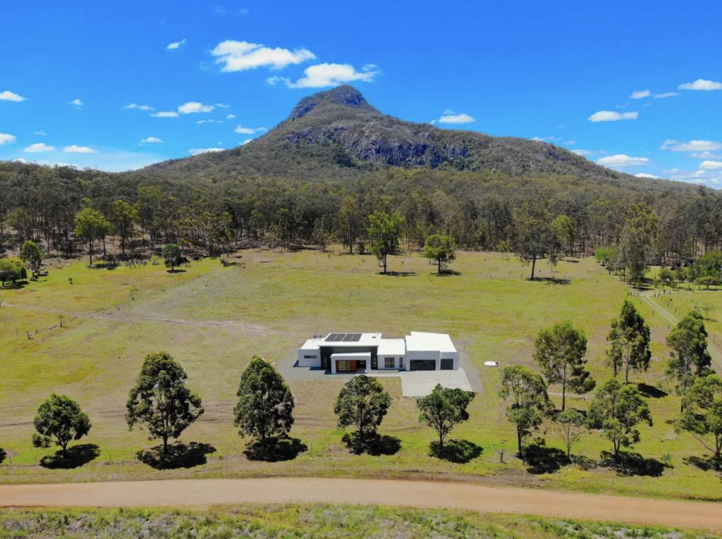Mount Edwards QLD Accommodation Port Macquarie