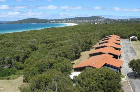 Emu Beach Chalets - Accommodation Port Macquarie 0