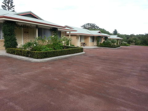 Emu Point Motel - Accommodation Port Macquarie 0
