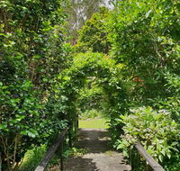 English Gardens - Garden Cottage - Accommodation Port Macquarie