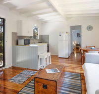 Enjoy the soothing sea breeze - Accommodation Port Macquarie
