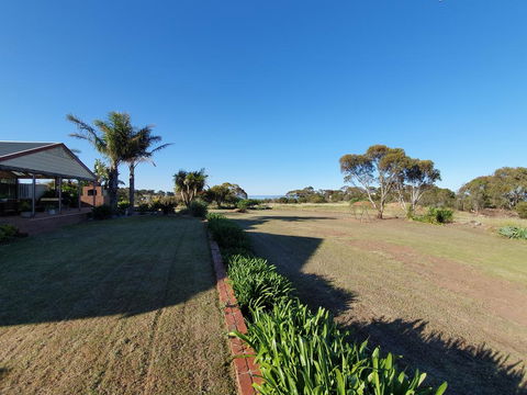 EP Getaway - Accommodation Port Macquarie 1
