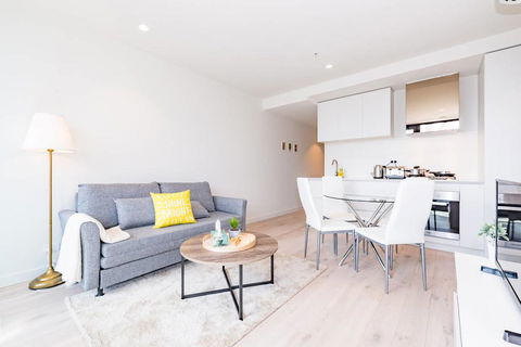 EQ Tower Luxury 1 Bedroom Central Melbourne - Accommodation Port Macquarie 1