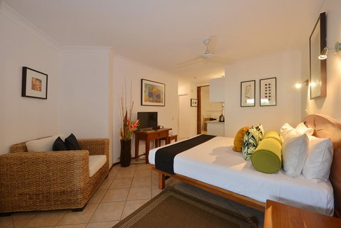 Escape Studio@Hibiscus - Accommodation Port Macquarie 3